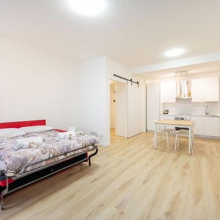 Arena Flat: Verona Centre Buitenkant foto
